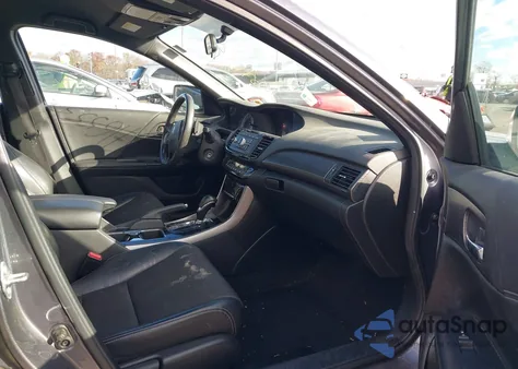 2017 Honda Accord Sport из США, поврежденный, VIN 1HGCR2F54HA057357